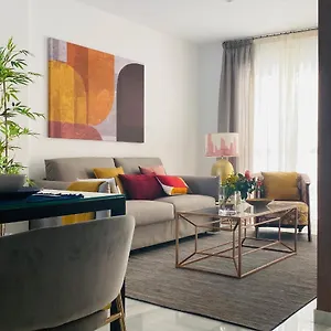 Palacio Caballeros. Parking/wifi Apartamento